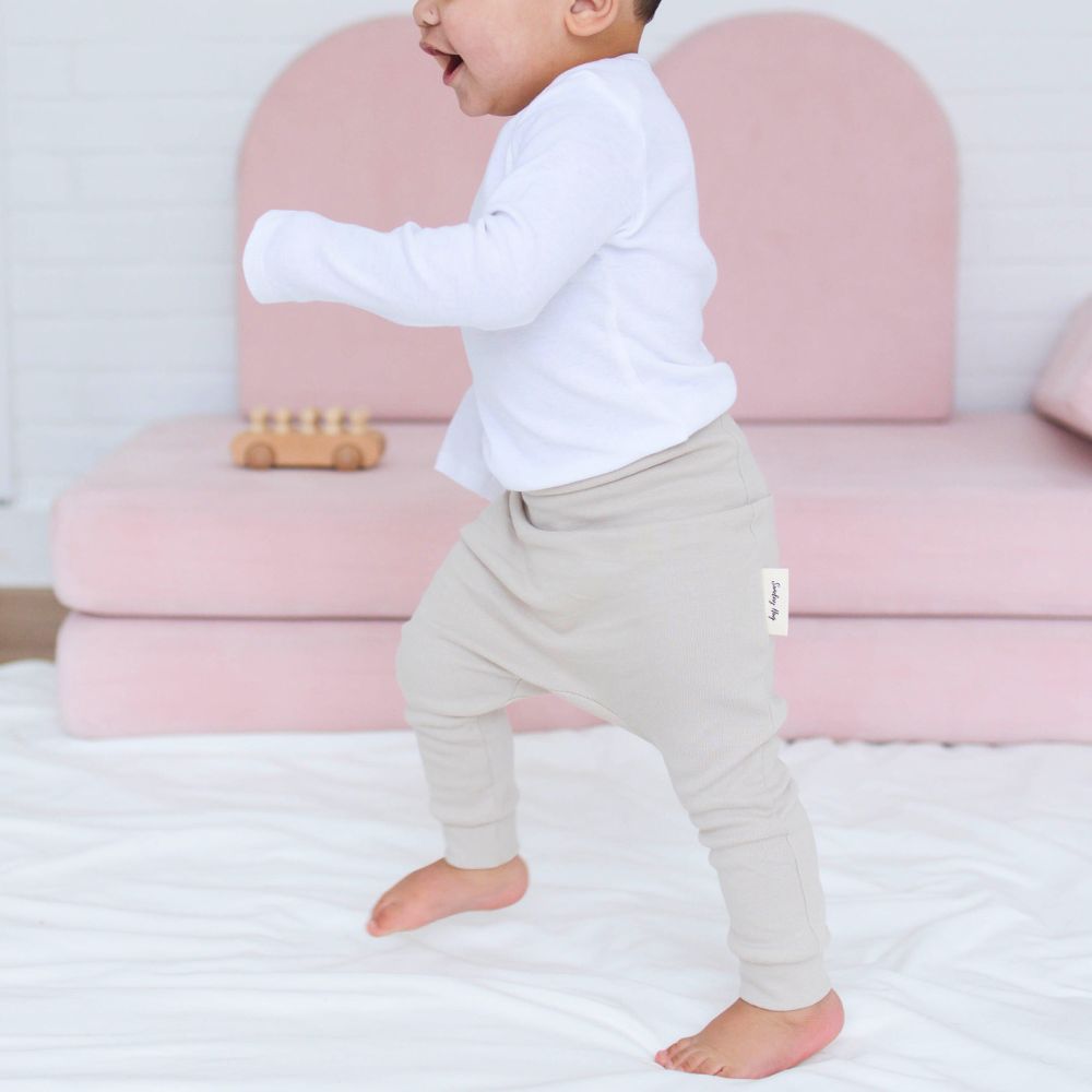 Baby Jogger Pants in Daily Cream - Sunday Hug