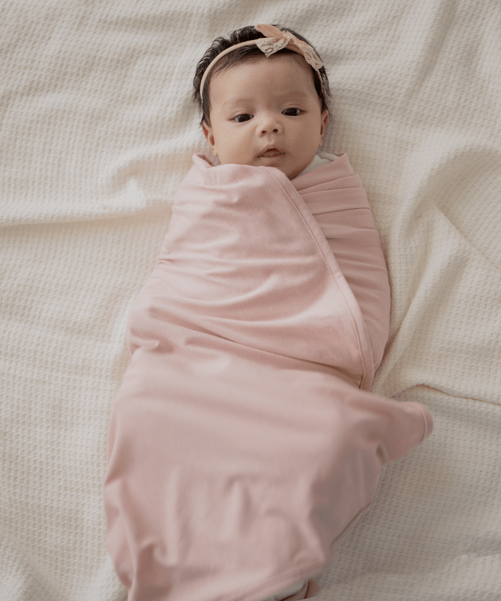 Swaddle Blanket - Sunday Hug - Sunday Hug - Baby Essentials - Safe For Babies Sensitive Skin